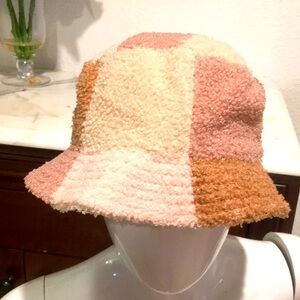 Nordstrom bucket hat color blocked